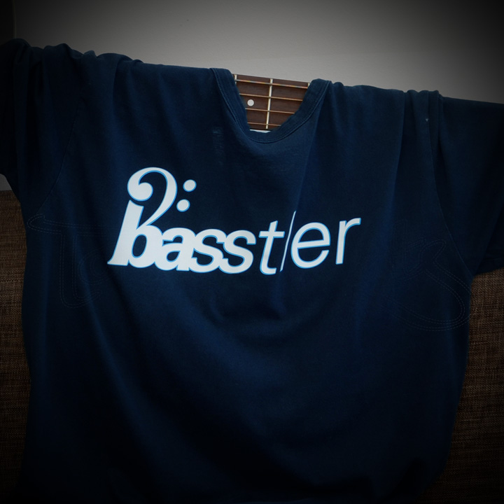 Basstler Shirt Navi, Druck: Hellblau / Weiß